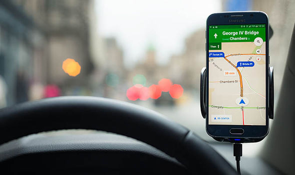 Reikalinga įranga kelyje